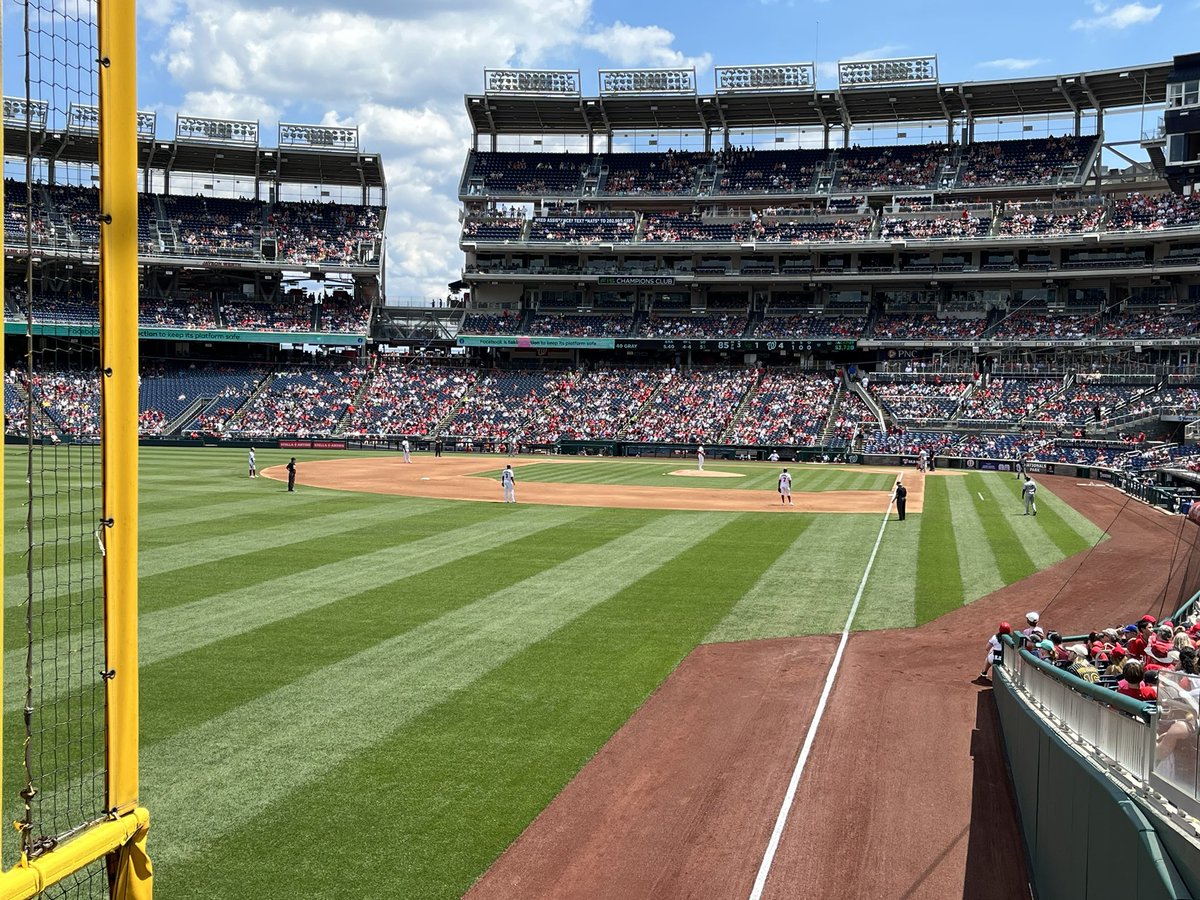 HowardPM's tweet image. Beautiful day for a ballgame!  #Nats