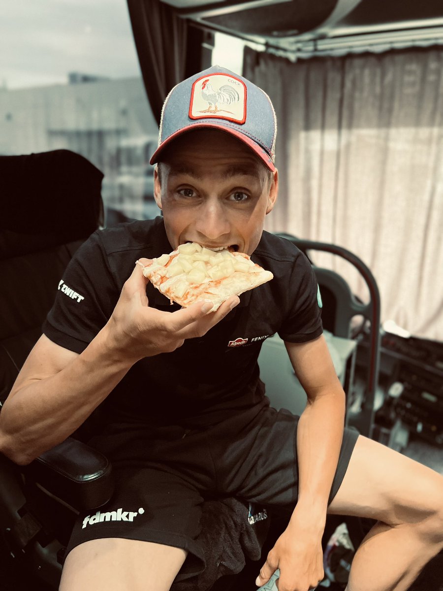 mathieuvdpoel's tweet photo. @thijszonneveld Heerlijk https://t.co/HEz9YFUbTf