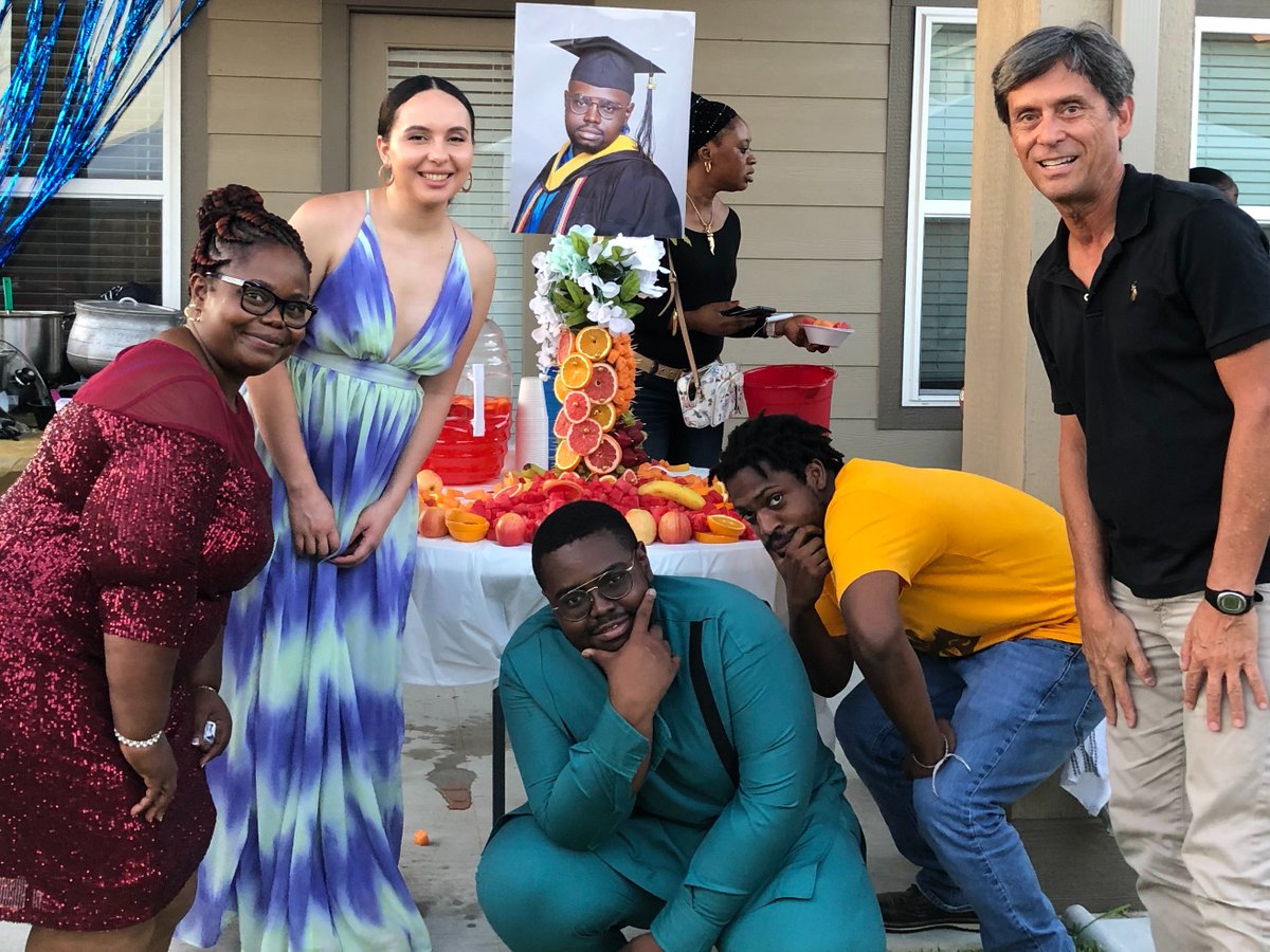 Richard Behringer (@rrbehringer) on Twitter photo A fork in the road led us to accept <a href="/HoustonBaptistU/">HoustonBaptistU</a> undergrad Daniel Idowu (center) into our lab for 1 yr UPWARDS research program <a href="/MDAndersonNews/">MD Anderson Cancer Center</a> . Malcolm Moses <a href="/WeDontProve/">Doctuh Moses</a> was lab mentor w/Diana Machado <a href="/UTGSBSGnE/">Genetics&Epigenetics</a> Here at🎓party with mother Grace. A fork in the road led us to accept <a href="/HoustonBaptistU/">HoustonBaptistU</a> undergrad Daniel Idowu (center) into our lab for 1 yr UPWARDS research program <a href="/MDAndersonNews/">MD Anderson Cancer Center</a> . Malcolm Moses <a href="/WeDontProve/">Doctuh Moses</a> was lab mentor w/Diana Machado <a href="/UTGSBSGnE/">Genetics&Epigenetics</a> Here at🎓party with mother Grace.