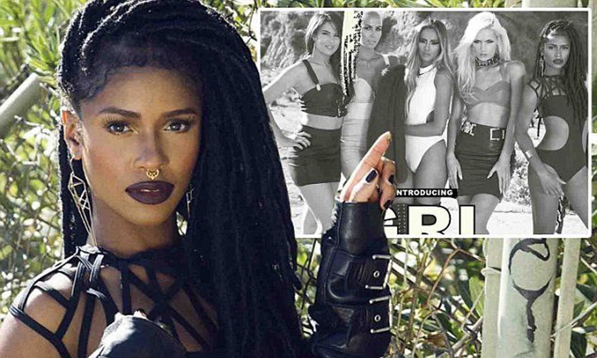 ComplexCut's tweet photo. Whenever I think about what #SimoneBattle could be doing right now, I weep. She was so beautiful and wickedly talented that it hurts me to know that she's no longer around singing about ugly hearts & boys. Simone, you were a princess, & I wish you knew that. I love you so much! https://t.co/ovVPGHp5wf
