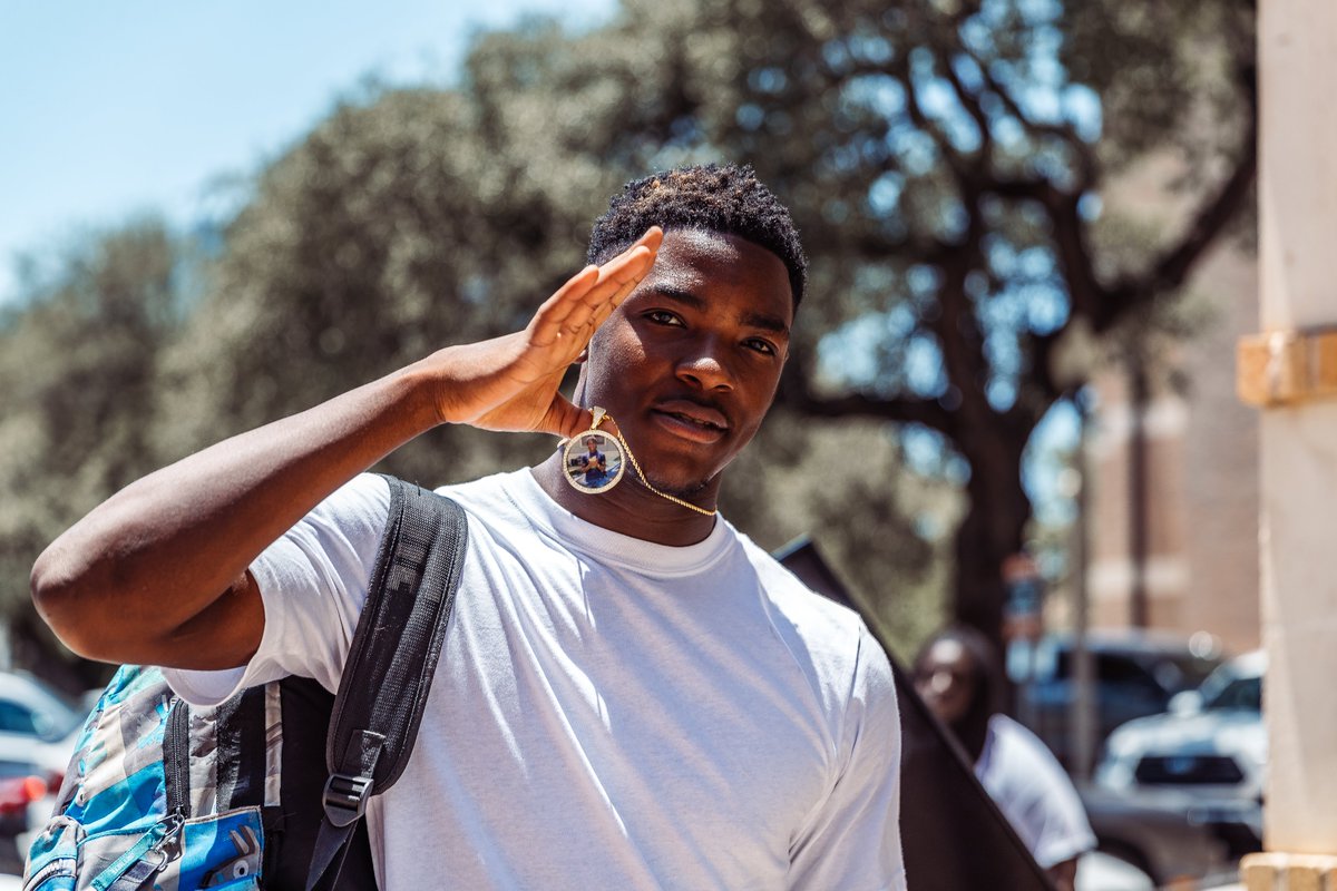Texas Football tweet media