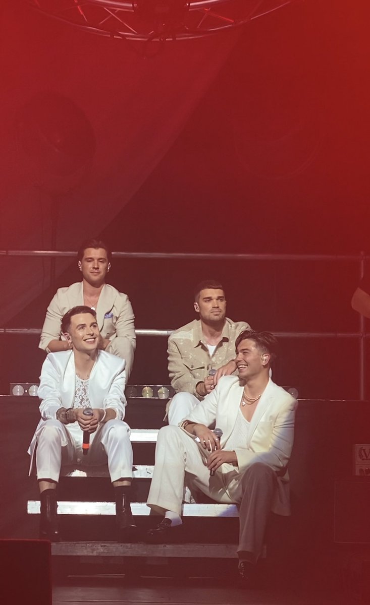 xshezxo's tweet photo. Some photos that I took yesterday ❤️❤️ #ReunionJ @UnionJworld @JJHamblett https://t.co/PTYXjjKL2O