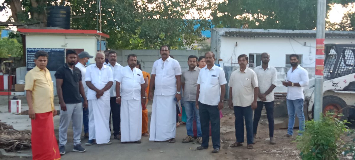 pannimadai's tweet photo. #அம்மா_மக்கள்_முன்னேற்றக்_கழகம் 

சரவணம்பட்டி பகுதி கழக செயலாளர் #கண்ணன் அவர்களின் தலைமையில்
 #கோவை_வடக்கு_மாவட்டம் கழக செயலாளர் @Bhaskar58705423  அவர்களின் முன்னிலையில் 

கழக நிர்வாகிகள் அறிமுக கூட்டம் நடைபெற்றது https://t.co/jv5DDvEWYT