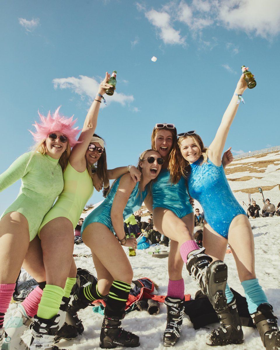 Ready for more fun in the snow with the crew already 🥳