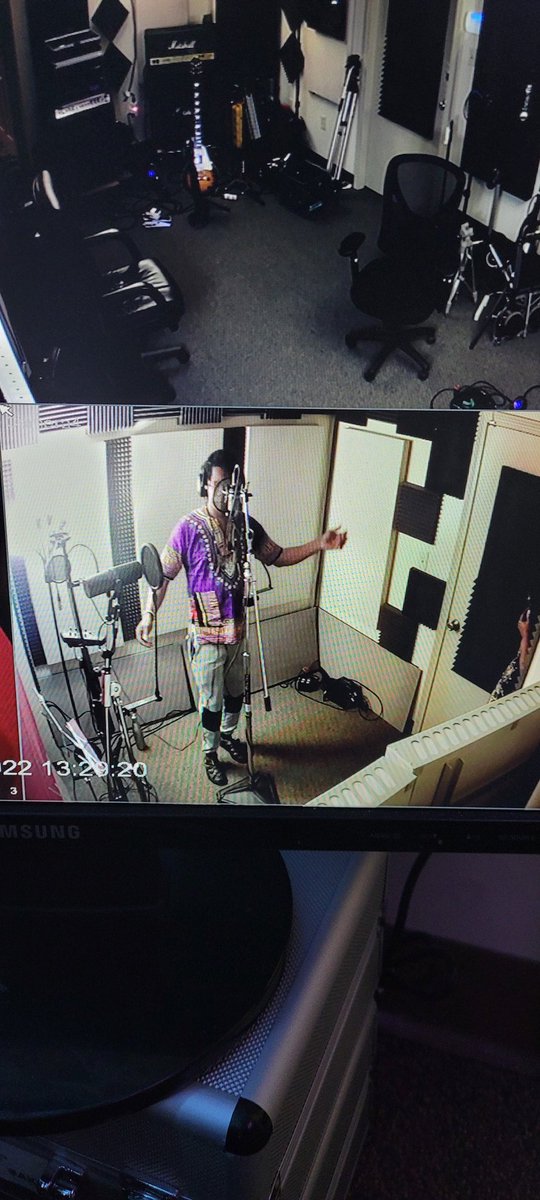 cheapsk8studios's tweet photo. This is happening right now!
🎼🎵🎶🔈🔉🔊💯👍😎
#Cheapsk8 #Studios #Recording #Studio 
#musicproduction #mixing #editing #mastering #NewEngland #bands #Wallingford #videoediting #videography #audiovisual #threaldeal #Lynxstudio #Aurora https://t.co/lSty2Ih0i0