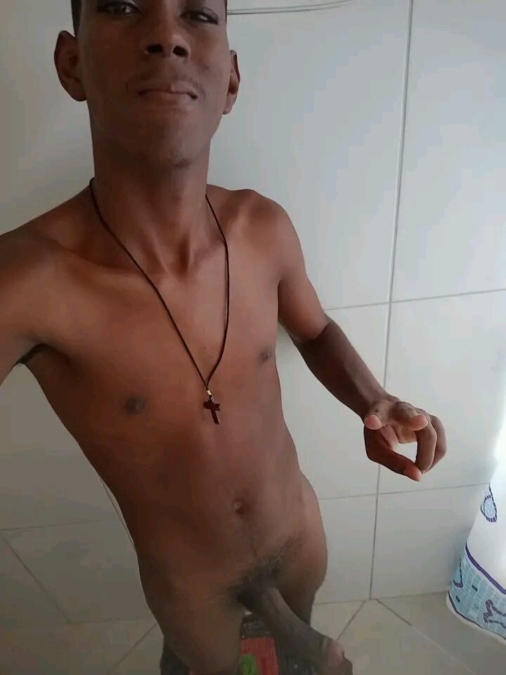 BrBrothers_'s tweet photo. Favelado carioca novinho e safado😈 https://t.co/Vfb4J9i6ok