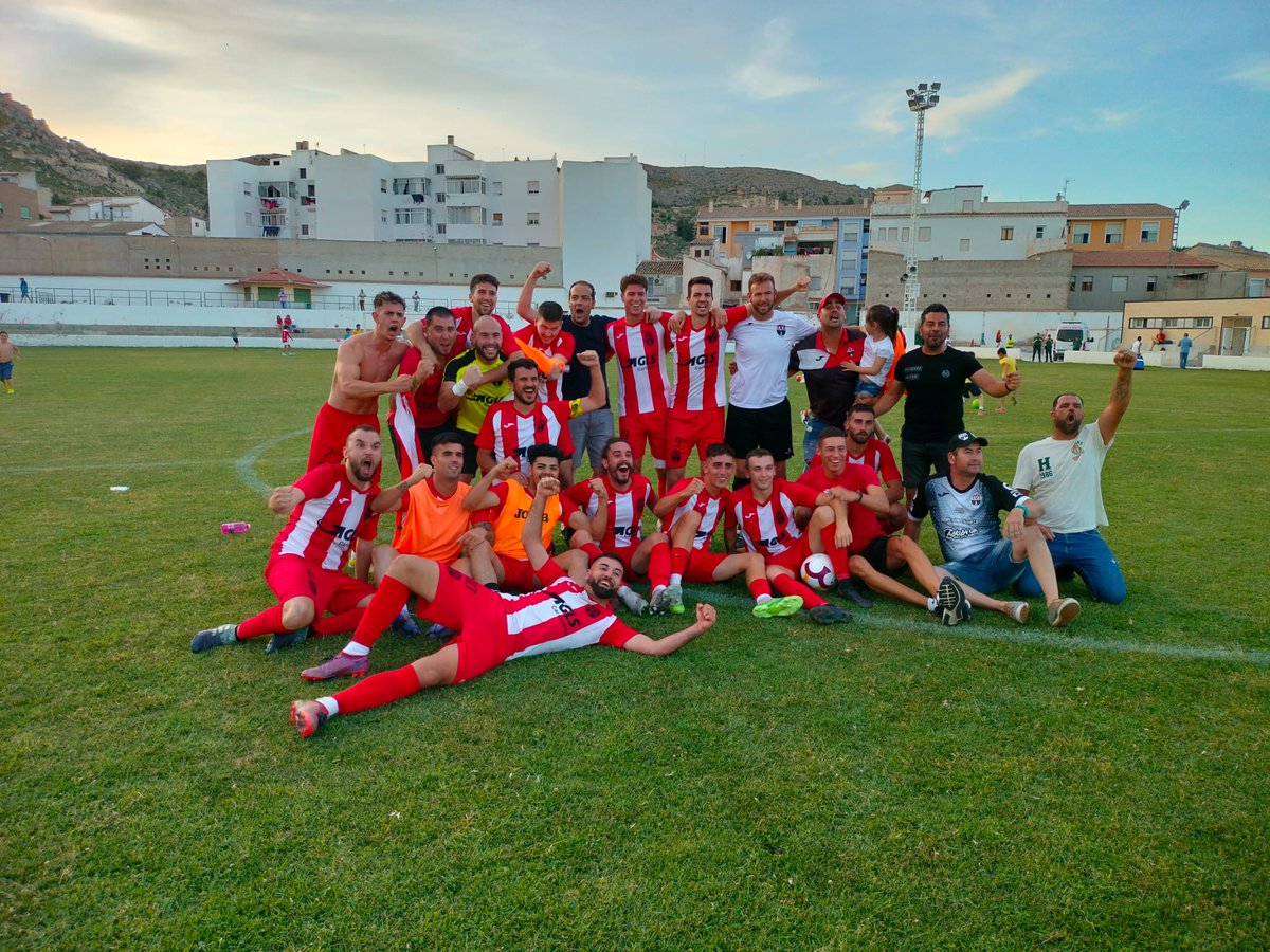 🏆🥳 ¡¡EL <a href="/CD_Algar/">CD Algar</a>, CAMPEÓN DE LA #SupercopaFFRM 👏👏!! 

✅ El conjunto algareño ha derrotado 1-0 al <a href="/CDLumbreras/">C.D. Lumbreras</a> en la final de la Supercopa Territorial disputada en Mula.

👑 Con esta victoria, el CD Algar accede a la fase previa de la #CopaDelRey.

¡ENHORABUENA 🫂!