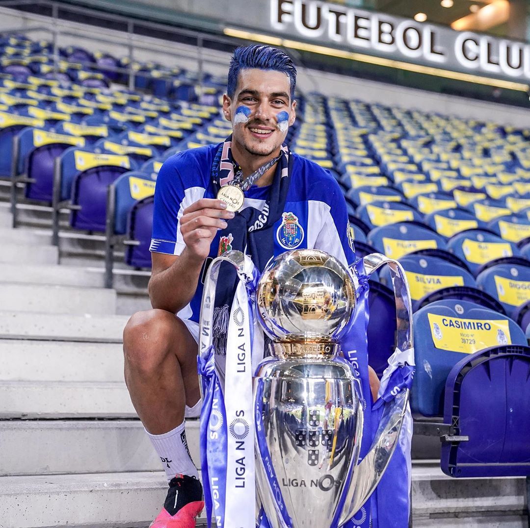 🚨 [Abola] O SC Braga não vai acionar a opção de compra de Diogo Leite fixada em 12 milhões de euros e, por isso, regressa ao #FCPorto.