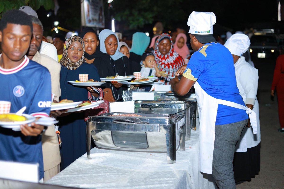 FAOTanzania's tweet photo. .@FAO, @EUinTZ &amp; the Revolutionary Govt. of Zanzibar launched a nutrition campaign in Zanzibar to eradicate malnutrition &amp; reduce morbidity in the population.

The event was graced by Hon. Shamata Shaame Khamis, Minister of Agriculture, Irrigation, Natural Resources &amp; Livestock. https://t.co/cY2agPa4pE