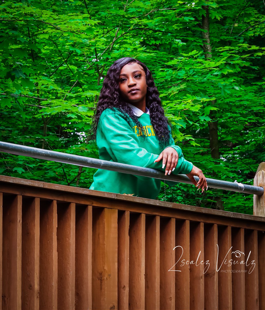 shotsby2scalez's tweet photo. C/O 2022 Graduation (sneak peeks) πΈ
Shots taken by: 2ScalezVisualz
IG: @2scalez_visualz
#SelfPhotography #Canon #Graduation #90D #2scalezVisualz https://t.co/7l69IEkO8y