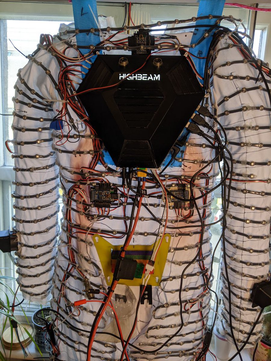 Also if anyone wants to know what it looks like on the inside