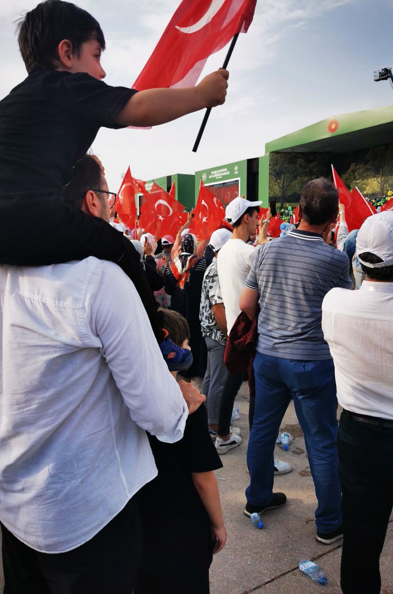 Melih Ecertaş tweet media