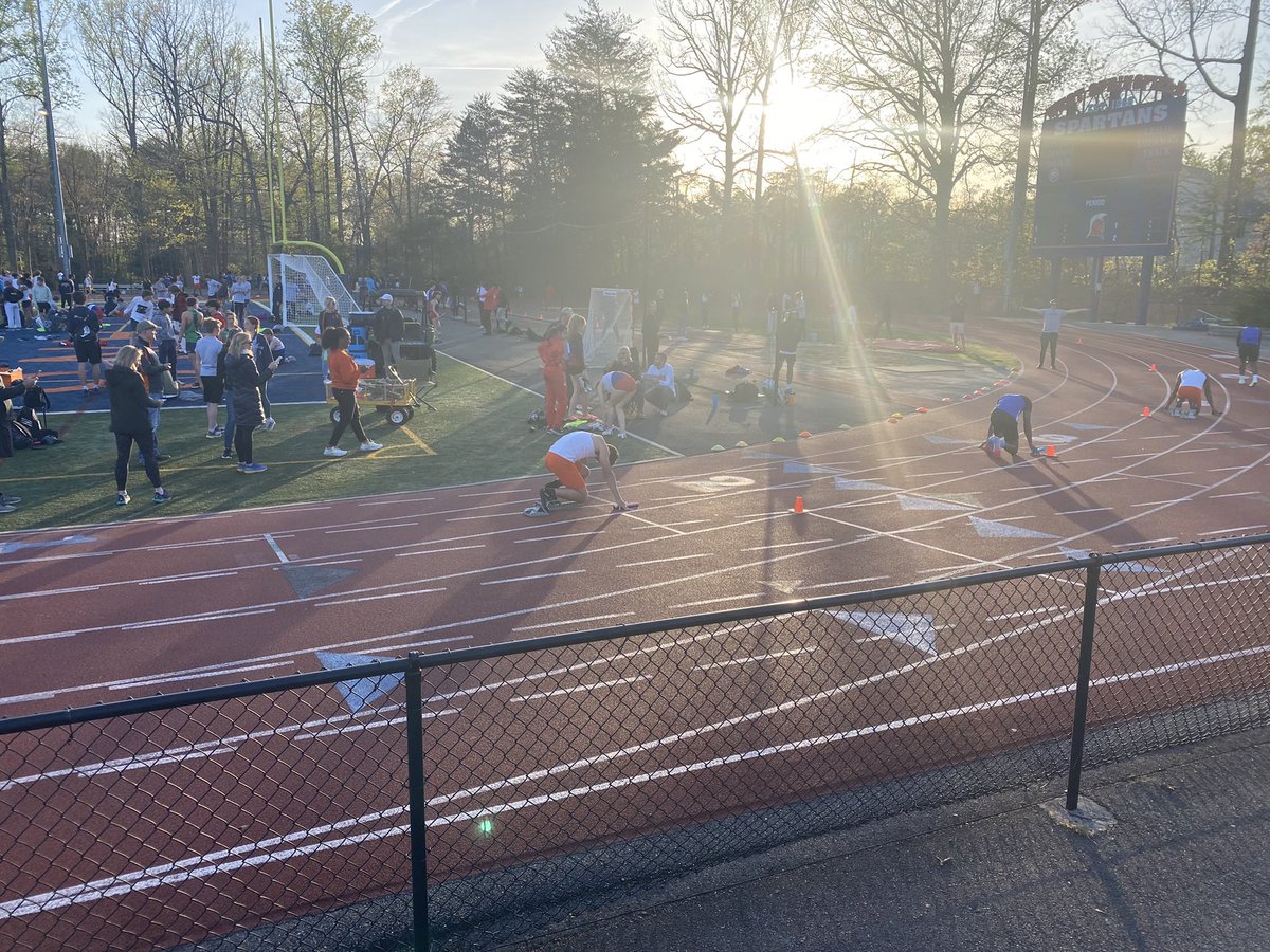 bennett Lind tweet media