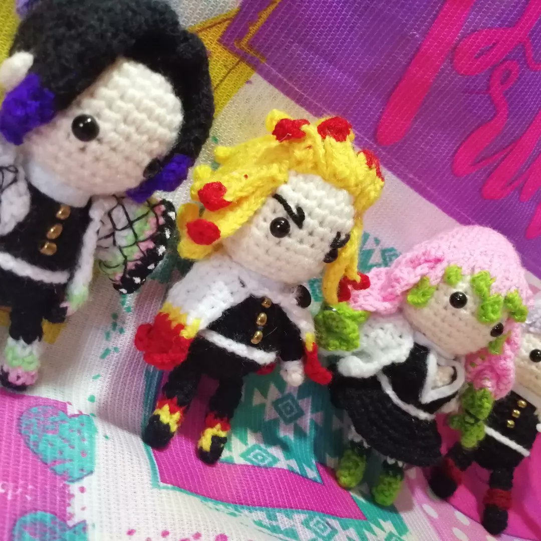 FunGangStore's tweet photo. Sesion de pilares 🔥❤️🦋🎵

#amigurumi #amigurumis #crochet #handmade #tejido #amigurumianime #animeamigurumi #DemonSlayer #kimetsunoyaiba #kimetsunoyaibafanart #demonslayerfanart #shinobu #kocho #shinobukocho #rengoku #RengokuKyojuro #mitsuri #mitsurikanroji #tengen #tengenuzui https://t.co/k5HEdG5XeH