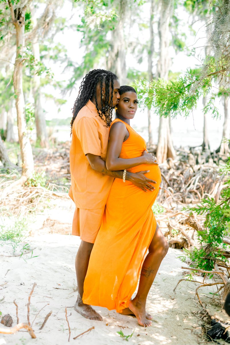 La___Flame's tweet photo. Awaiting our baby girl Tianna 🎀 https://t.co/MaNt4pj3Wp