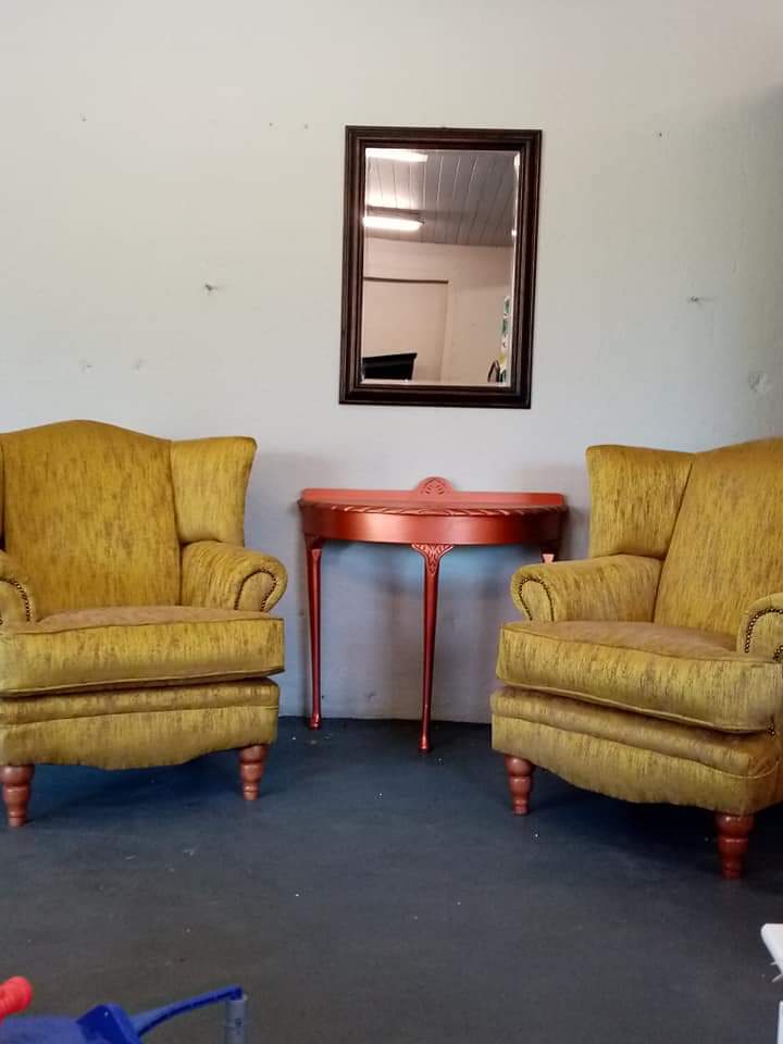 It's no secret we need a van, I have fundraiser idea and will need your support to get the word out. The table below €70 when sold will be delivered on foot. 🚛