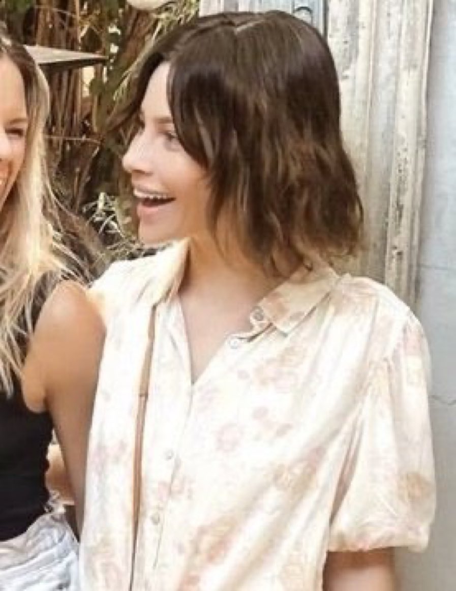tomdeckerz's tweet photo. hi beautiful <3 https://t.co/Fri2y1jQbE