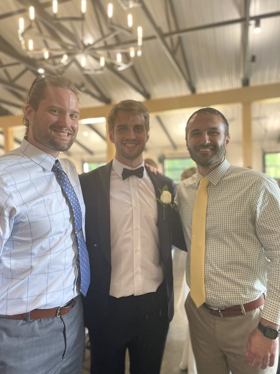Name a wedding where not only are all the groomsmen are your teammates, but your former equipment manager is the DJ? Awesome wedding congratulations 14 so happy for you! <a href="/CodyGus14/">Cody Gustafson</a> <a href="/CoachDiDonato/">Andrew DiDonato</a>