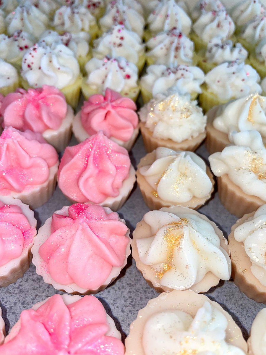 smokinghotco's tweet photo. Wax melts that look like food 🥹 https://t.co/UVfaJL9NZh