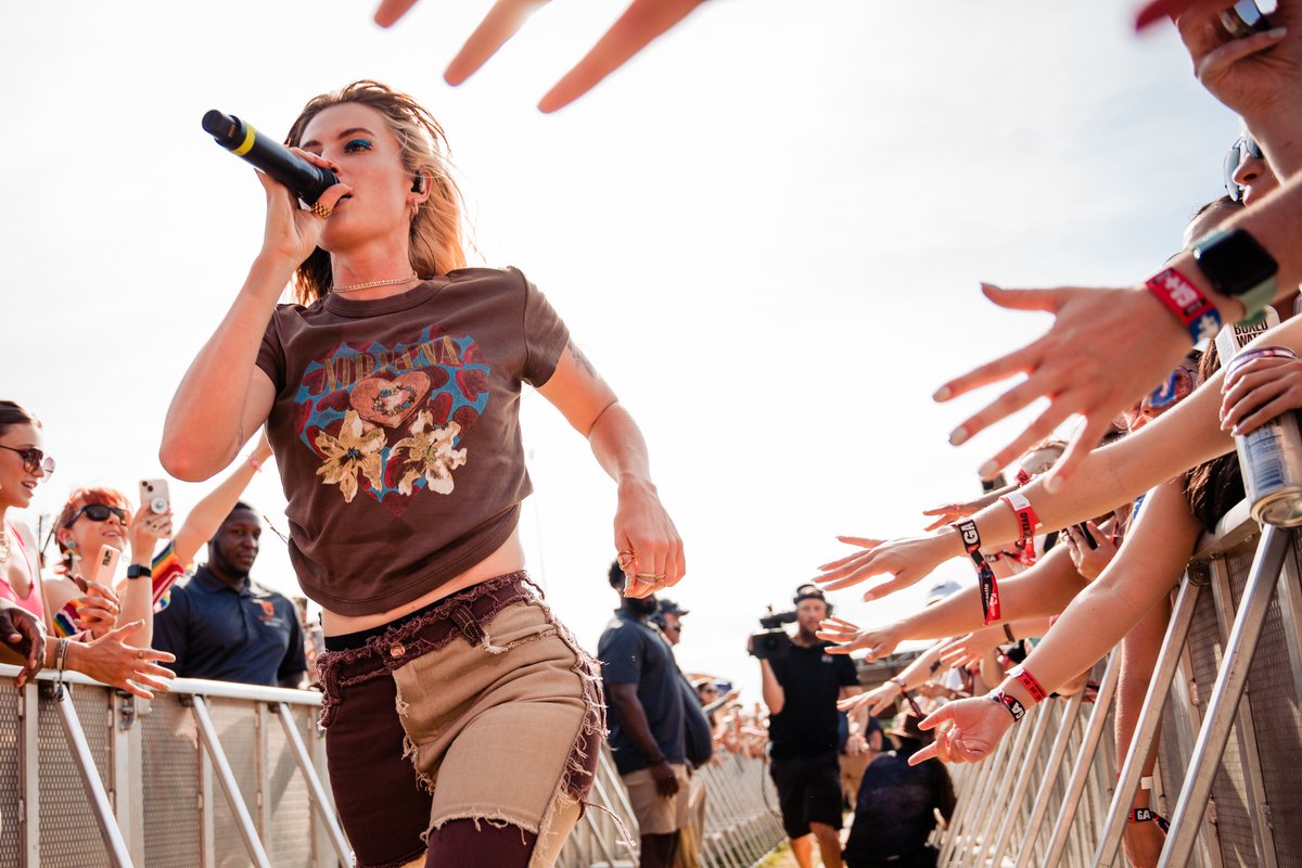 not bitter at all after that <a href="/findingfletcher/">FLETCHER</a> performance 😌☝️