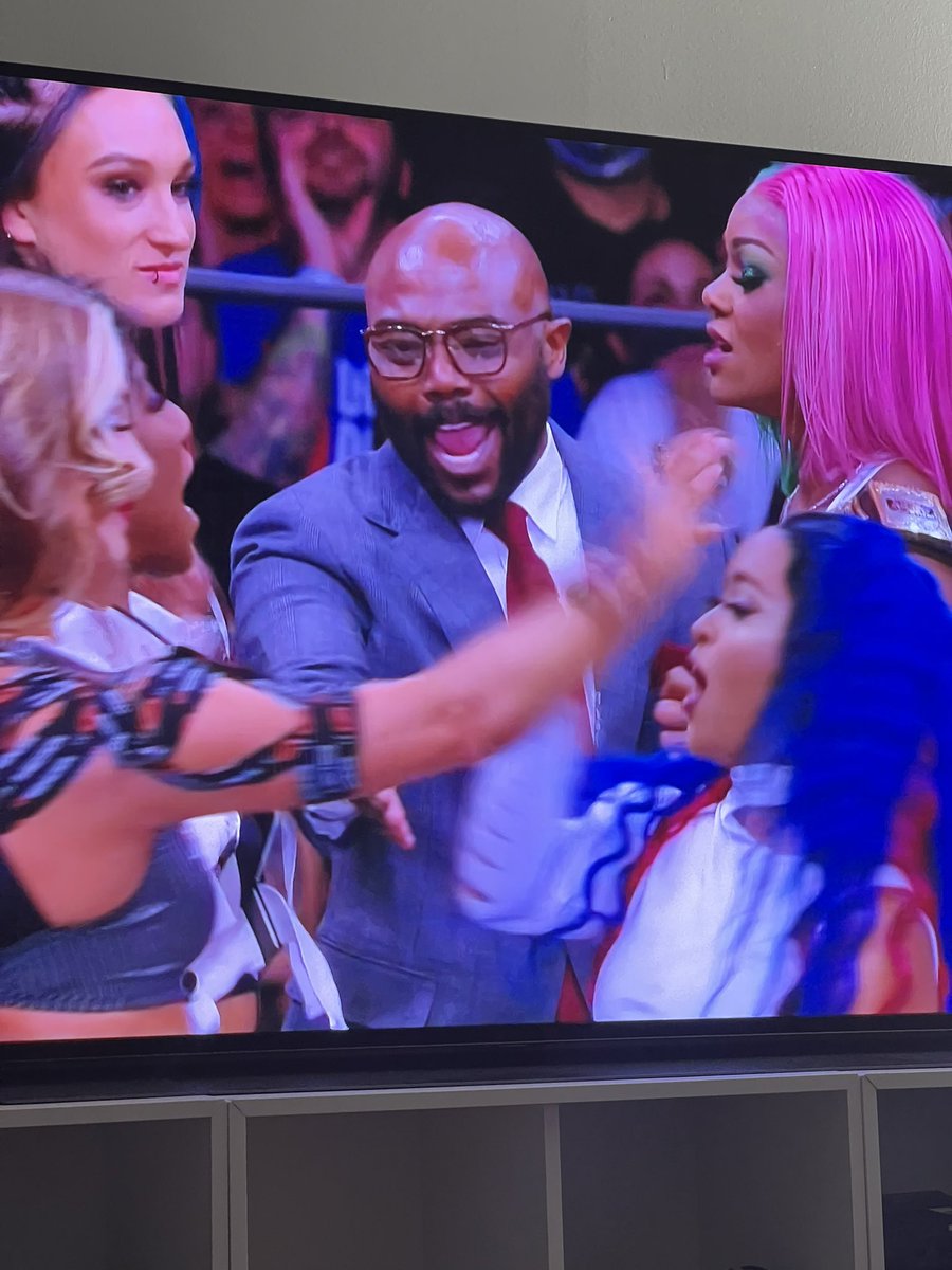 DestinyFomo's tweet photo. Yasss!!!! π#AEWDoN #destinyfomo https://t.co/qf8a5hLBuJ