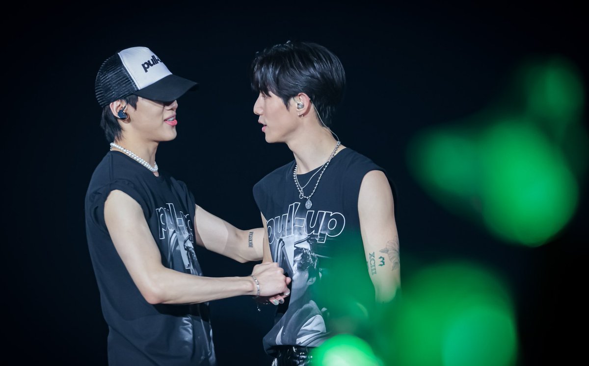 Yuiikha_MTBB's tweet photo. เป็น 3 วันที่โครตจะมีความสุข 🥺 อาจมีเรื่องราวต่างๆมากมายเกิดขึ้น🥹 แต่ทุกสิ่งทุกอย่างยืนยันได้ดี ว่าเขาทั้ง 2 คือความสุขของเราอย่างแท้จริง❤️💜 กลับมาหากันอีกนะ กลับมาไวๆเราจะรออยู่ตรงนี้เสมอ🙌🏻#MARK #bambam #PULLUPwithMarkTuan #PULLUPwithMarkTuan_Day3 @marktuan @BamBam1A https://t.co/81RiAKpIHG