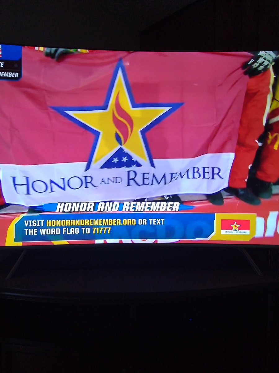 kross700's tweet photo. #NeverForget #backourtroops 🇺🇸 https://t.co/GE2nRqLcih
