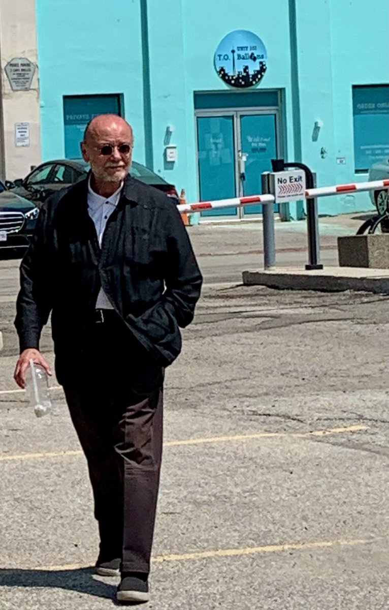 WRPersonalCFO's tweet photo. #DOT22 The man, the #MZTV museum, the media empire and the memorable #Delorean all at @Zoomer @zoomerradio #Zoomerplex today. Always the visionary, @MosesZnaimer knew we would much appreciate ice cream today 😎🙏❤️ @Doors_OpenTO #SchlageDOT https://t.co/KFw3QwUnic