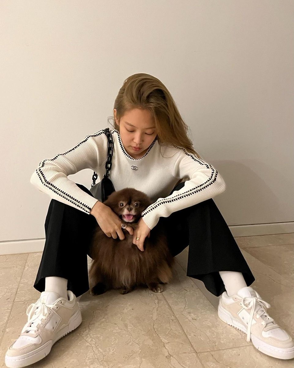 jisootil's tweet image. 🥺