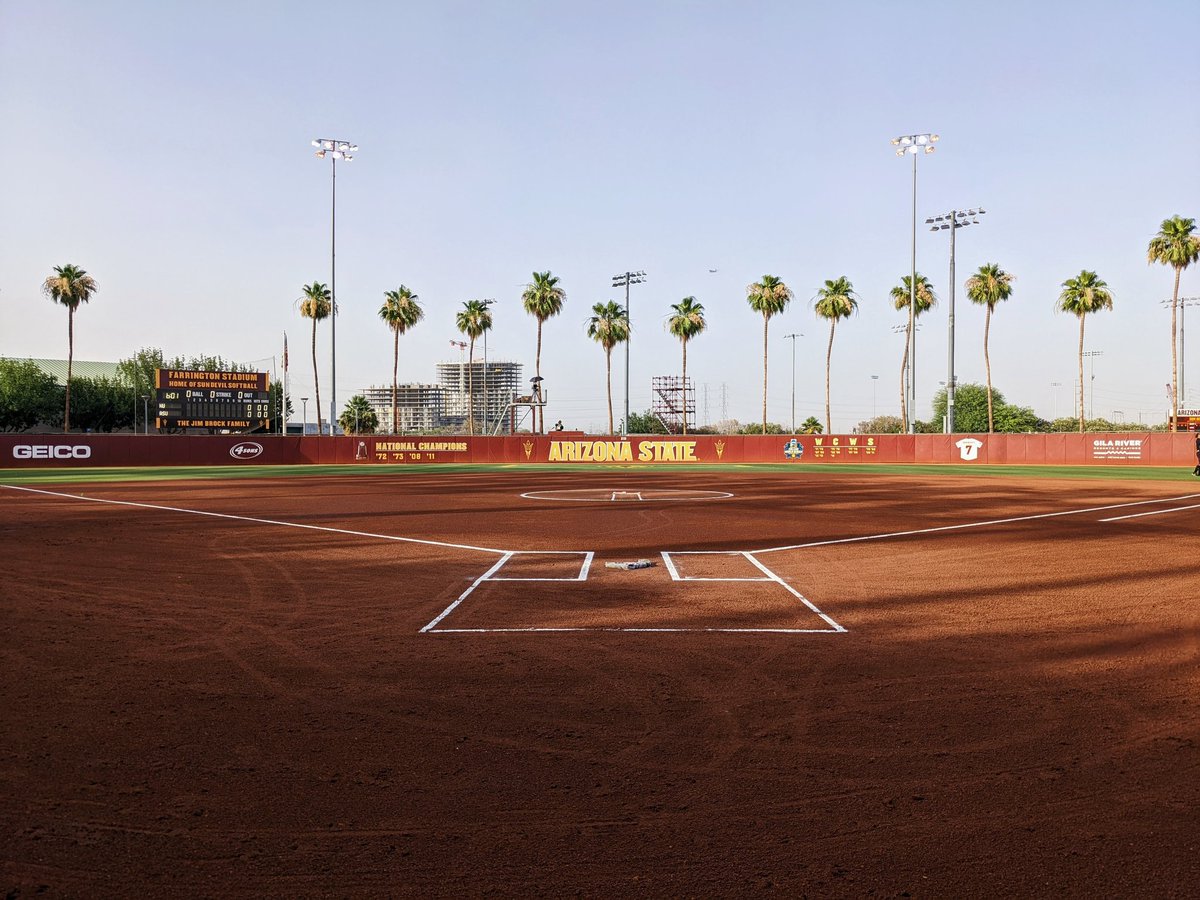 ASU_gcs's tweet image. It&apos;s a game 3 type of Sunday #ForksUp #ClubFarrington 😈🔱