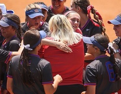 MSC_Softball's tweet photo. We are so incredibly proud of this team! Great fight Aggies! We love you all so much❤️💙 https://t.co/nu2UfFyCOT