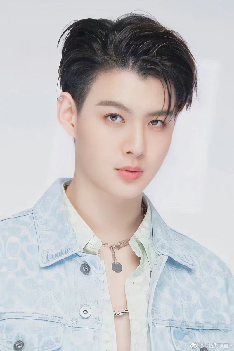 1 อาทิตย์แล้วคิดถึงบอสจัง 😊
วันนี้ขอให้ทำงานราบรื่น  มีความสุขและสนุกกับเพื่อนๆนะคับ คุณชายของโหวต 🥰

Have a nice day &amp; Have fun 🤩 
#Saint_sup #MingEr