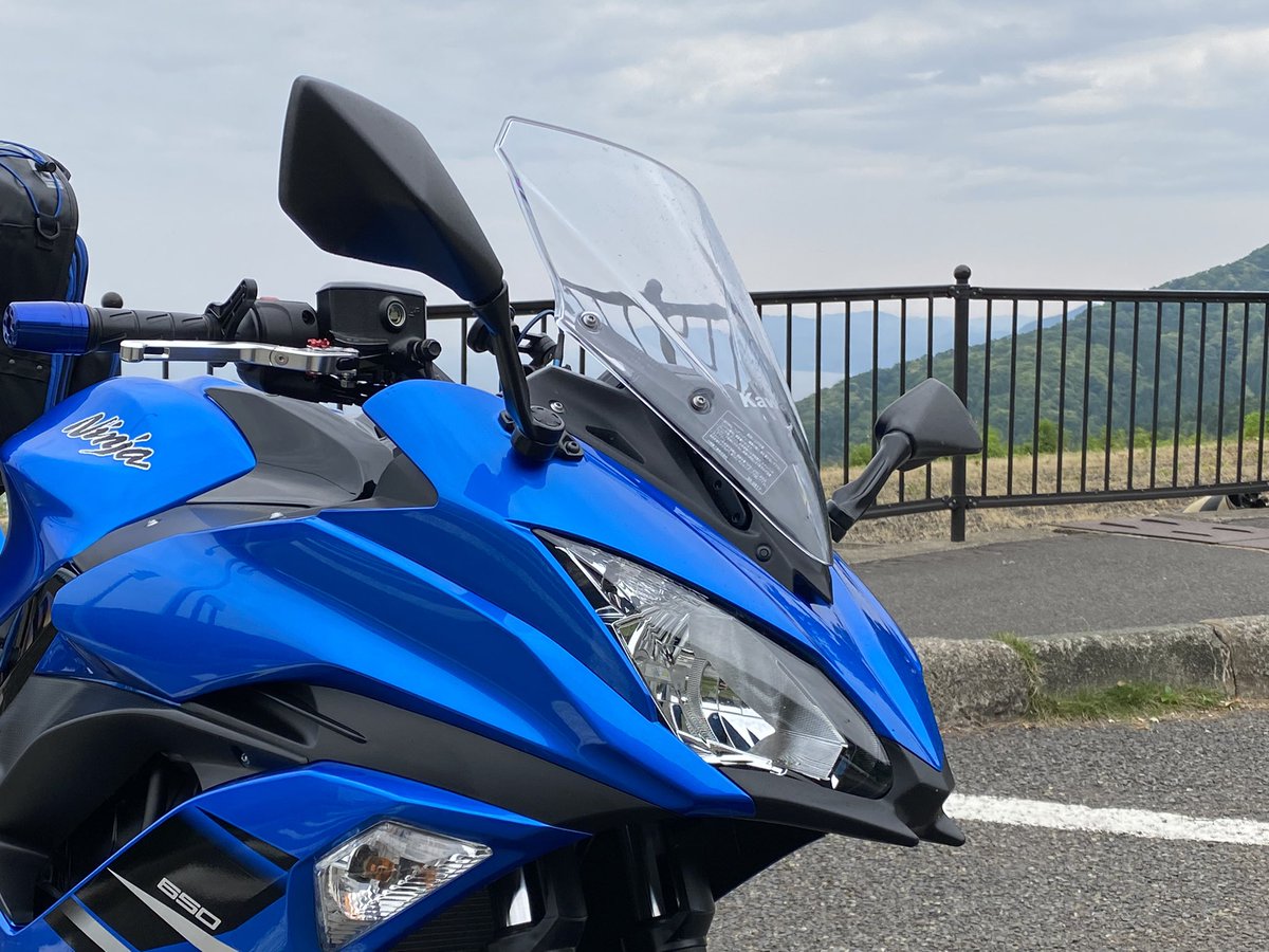 おはようございます😊
昨日は道端の気温が30℃になっててビックリ⁉️
お仕事だったので、夕方少しだけ走ってきました💨ナイツーが気持ちいい時期になりましたね✨
今週も１週間頑張っていきましょう👍
皆さん今日もご安全に‼️