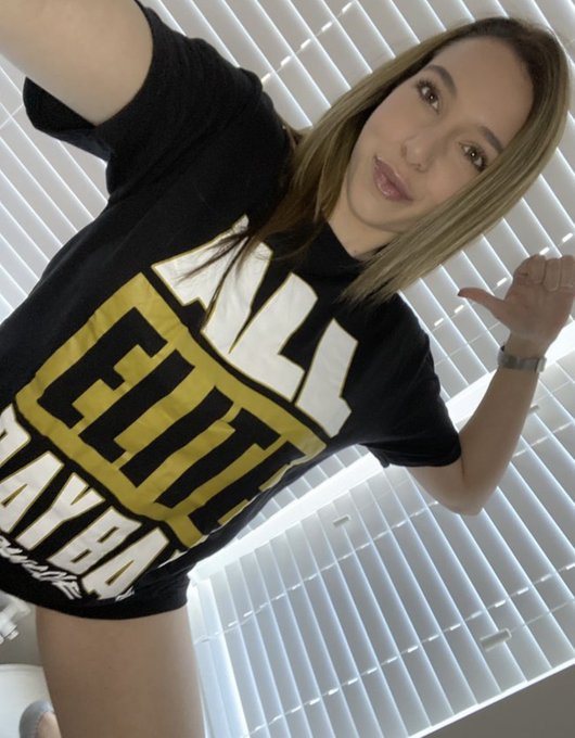 Boom! #aew #don https://t.co/g3xfbWgYLF<a href="/tag/aew"class="tags">#aew</a><a href="/tag/don"class="tags">#don</a>