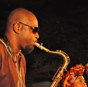 🚦Live w/<a href="/uzoTruplaya_/">Uzo G. Obiakpani</a> Listen live anywhere in the world trafficradio961.ng 
▶️Word- <a href="/theheavywind/">heavywind</a> 
 
 #TrafficRadioUpdates #JustJazz #LTR10