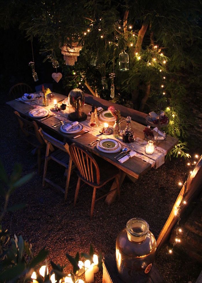 " وما الصديِقُ إلا إتكاءُ روحِِ على روحْ "❤️🌷

 #مقاطعه_الكافيهات