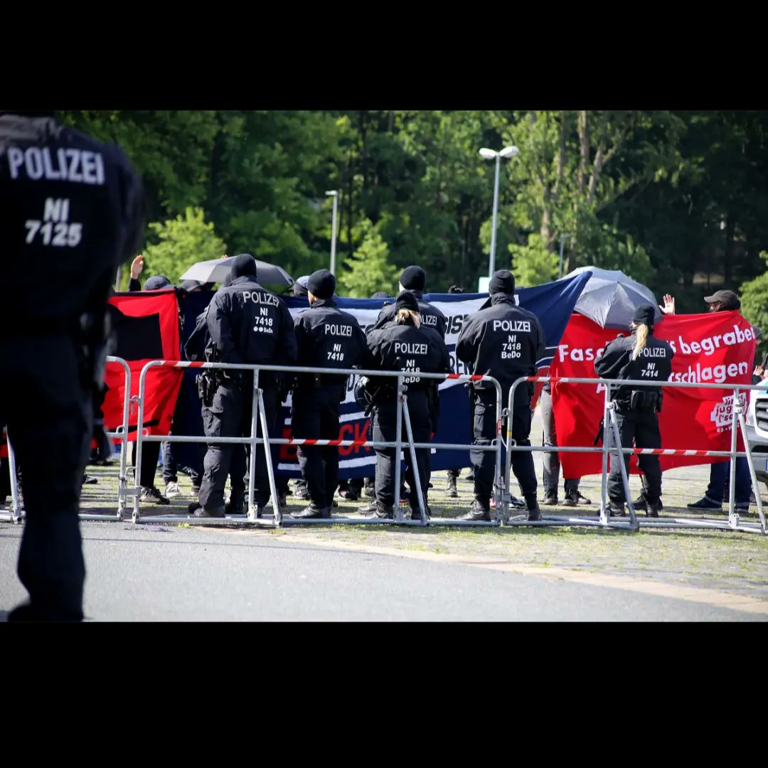 Sebastian_Riva1's tweet photo. Am 28.05.22 veranstaltete die #AfD #Niedersachsen ihren Landesparteitag in #Hannover. Bei diesem wurde Jens Kestner als Landesvorsitzender abgewählt und Frank Rinck zum neuen gewählt.
Auch Bundessprecher Tino Chrupalla nahm an dem Parteitag teil.

#h2805 https://t.co/d53X3tmXay