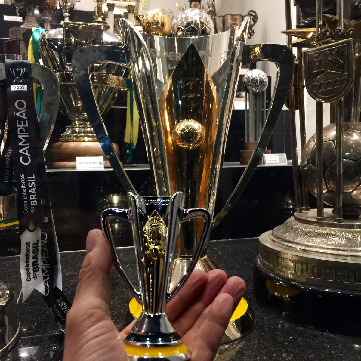 MiniTrofeus's tweet image. Super!