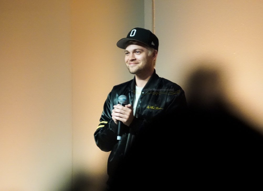 Alexander Calvert at PurCon 6 ☀️
Cr: @Family_of_SPN

#alexcalvert #alexandercalvert #purcon #purcon6 #Purgatory6 #purgatoryconvention #supernatural #supernaturalconvention #SPNFamily