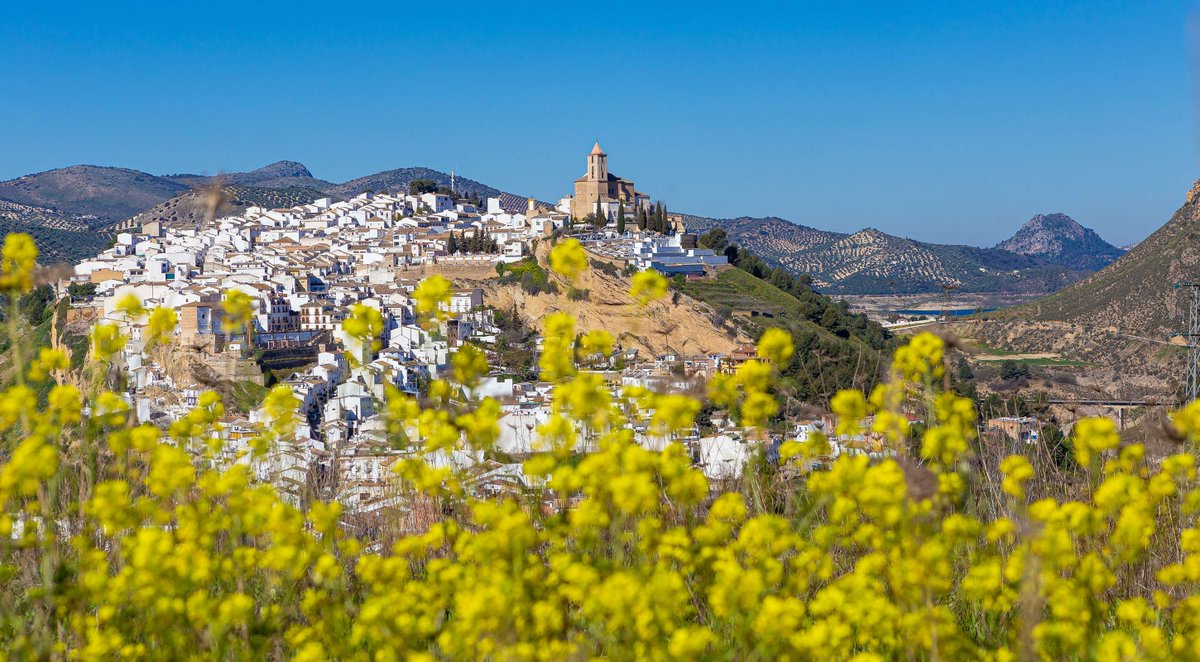_LOVELYSPAIN_'s tweet photo. Iznájar, Córdoba. https://t.co/VY4wpcSvca