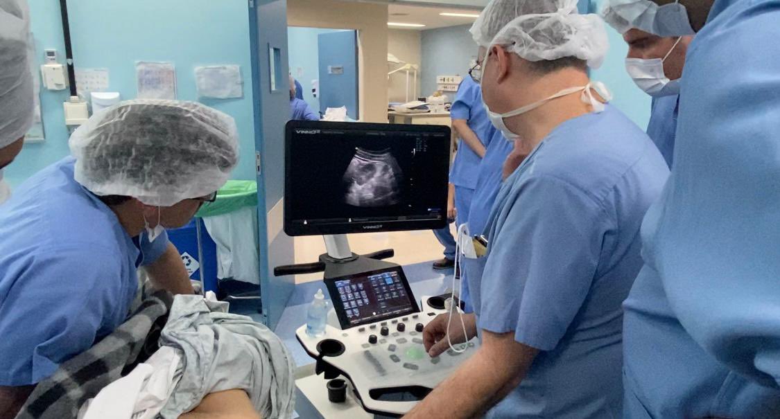 EndouroExperts has its first version successfully accomplished.
12 attendees, 16 lectures, 4 dry labs for #PCNL Point of Care UltraSound and 14 complex surgeries proctored by 8 experts in the field. US guided MiniECIRS, Miniperc, ECIRS, FURS, ALARA, biplanar 0-90 access, SBES.