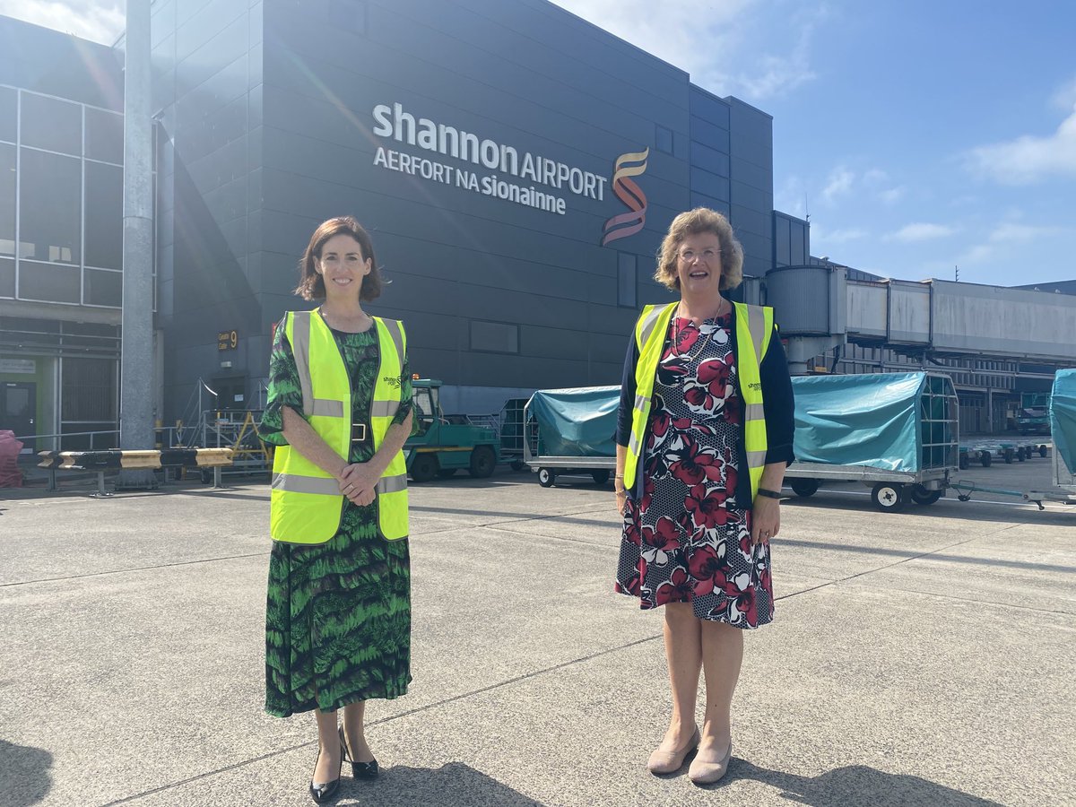 In view of the situation at ⁦<a href="/DublinAirport/">Dublin Airport</a>⁩ I would encourage passengers to consider using ⁦<a href="/ShannonAirport/">Shannon Airport</a>⁩ we have a very fine airport which is easily accessible with lots of connectivity with no long queues!