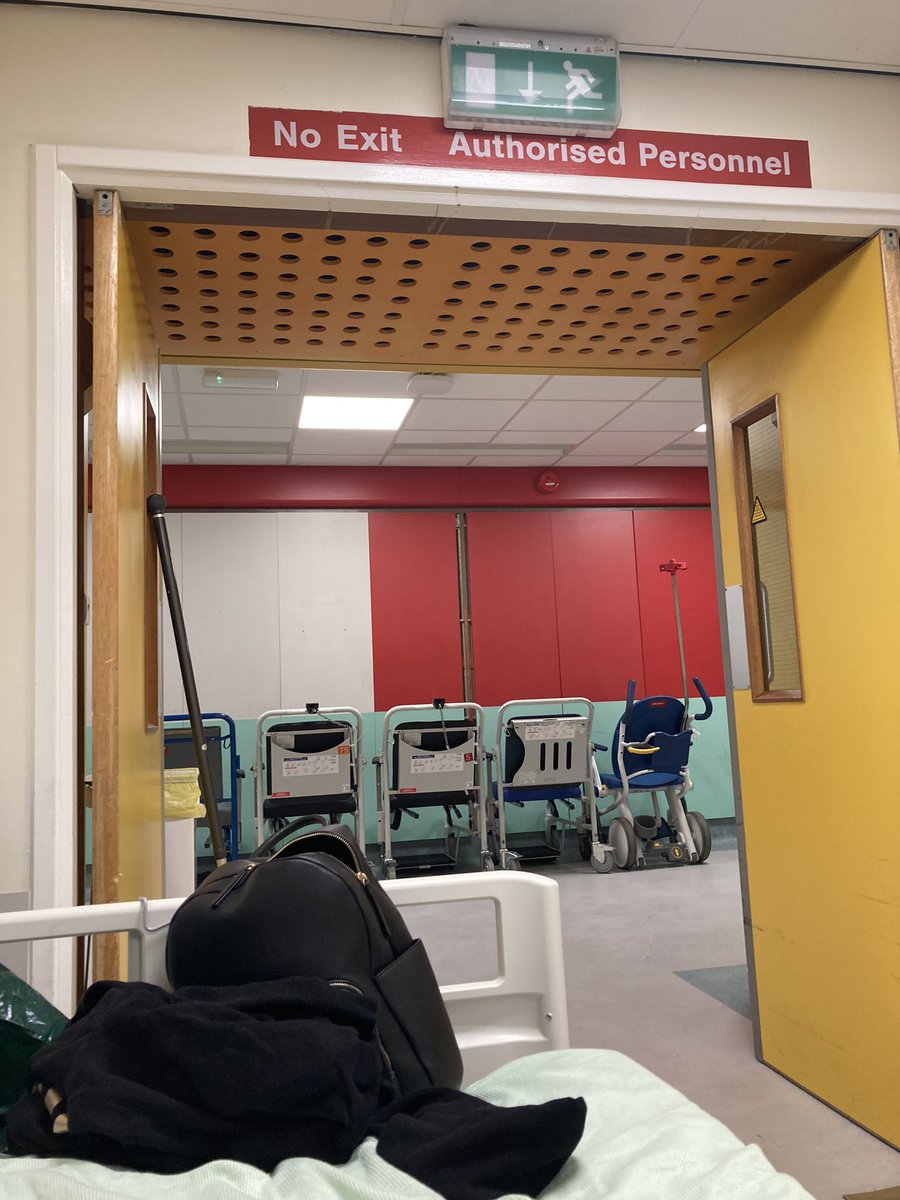 I really can’t believe this but I’ve been admitted to Tameside hospital and I’m sleeping in the corridor!! Making me feel even worse