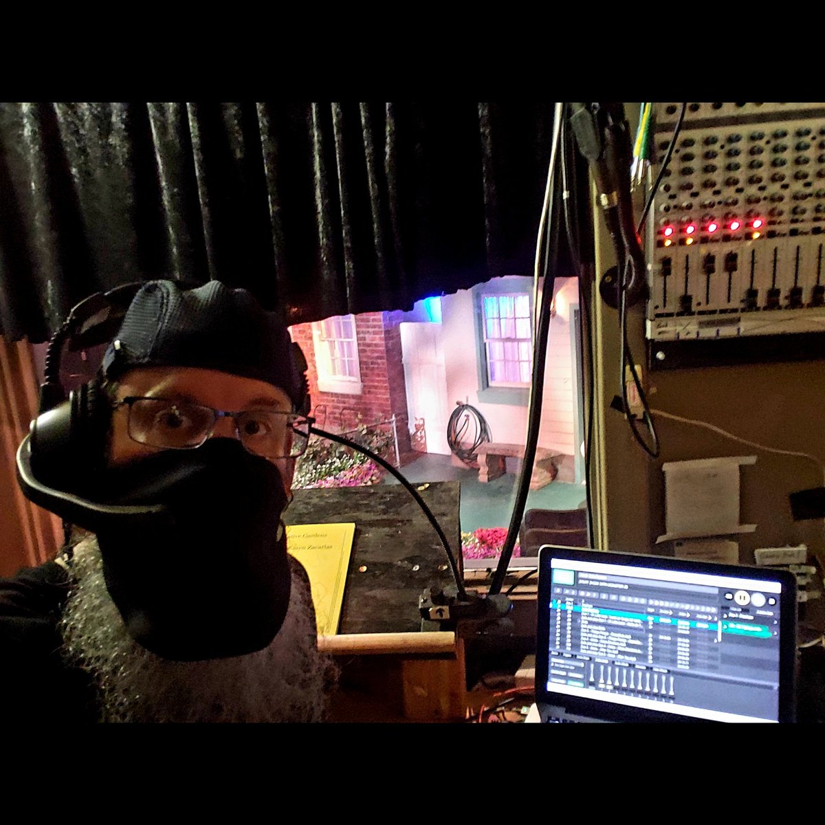 brainwise's tweet photo. Spending the better part of this Sunday doing tech at Montgomery Theater. #tech #theater #theatre #theatertech #sounddesign #controlbooth #selfie #NativeGardens https://t.co/msKaTUp3cv