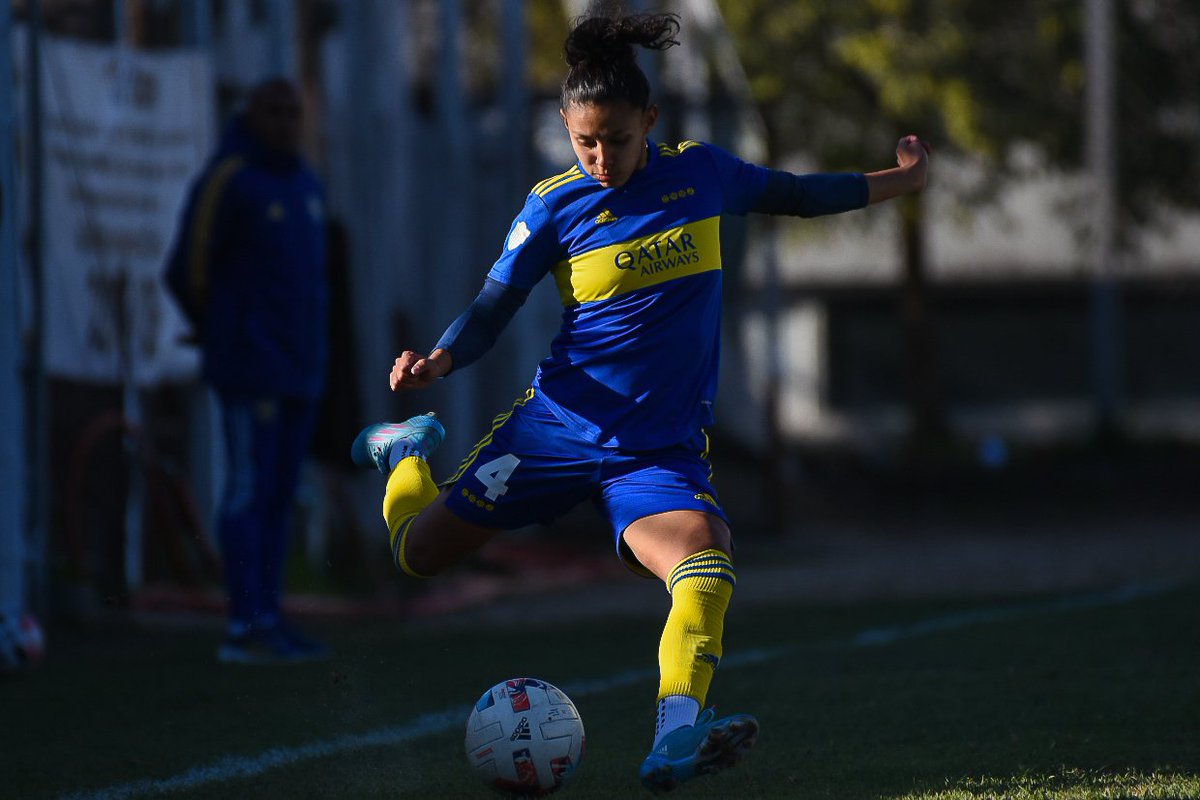 BocaJrsOficial's tweet photo. 📸 ¡Las mejores imágenes de la victoria ante Platense! ⚡

#VamosGladiadoras ✨
#VamosBoca 🟦🟨🟦 https://t.co/eYQxV2tks3