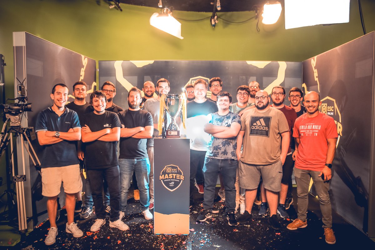 Vitelada34's tweet photo. Ficou assim concluída mais uma edição da final four da @MasterLeaguePT 
Mais uma vez foi um prazer contar com a companhia desta grande equipa! https://t.co/mko2ehL1rz
