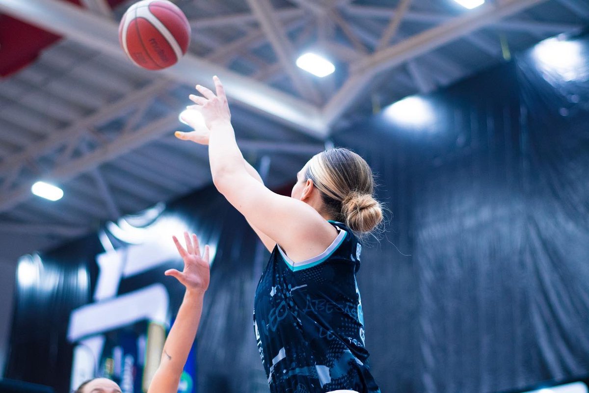 Abejasdeleonfem's tweet photo. 🔥 @spingizzy 🎯

📺: FB Live Abejas de León
#HolaLeón || #JuntasXLeón https://t.co/31dB55Ajpq