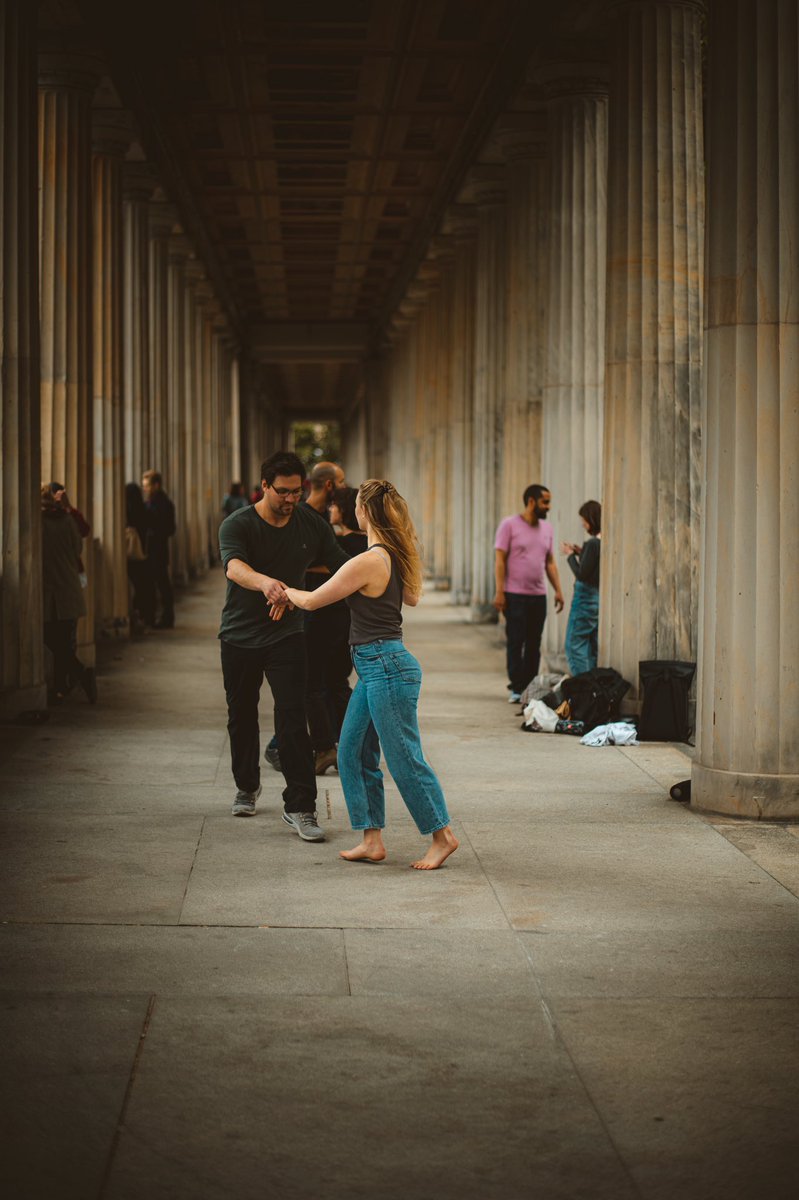 KMaxArt's tweet photo. #berlin #berlinstreetphotography #berlincity #dancing #tanzen #deutschland #deutschland🇩🇪 #germany #germany🇩🇪 #germangirl🇩🇪 #german #bodemuseum #spreeriver #streetphotography #strassenfotografie #strassenfoto #straßenfotografie #fotografie https://t.co/H2pg29qArZ