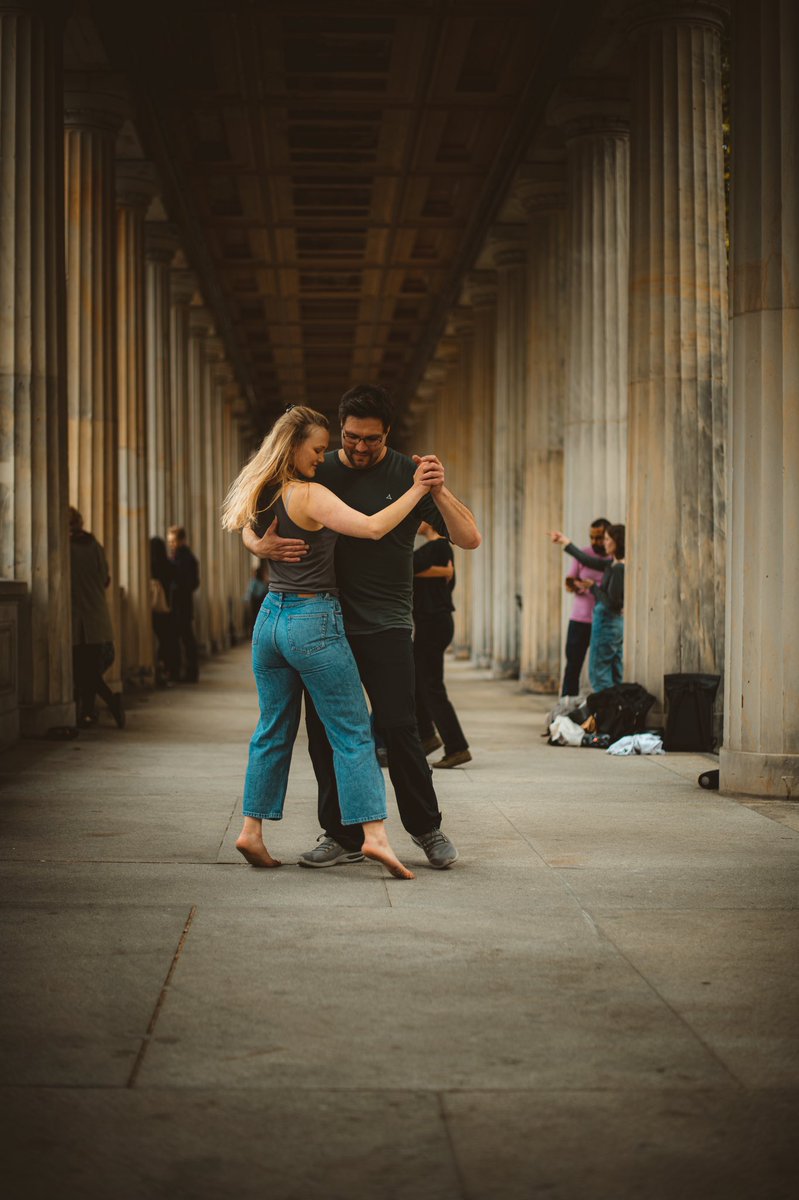KMaxArt's tweet photo. #berlin #berlinstreetphotography #berlincity #dancing #tanzen #deutschland #deutschland🇩🇪 #germany #germany🇩🇪 #germangirl🇩🇪 #german #bodemuseum #spreeriver #streetphotography #strassenfotografie #strassenfoto #straßenfotografie #fotografie https://t.co/S3Ih3nZKo8