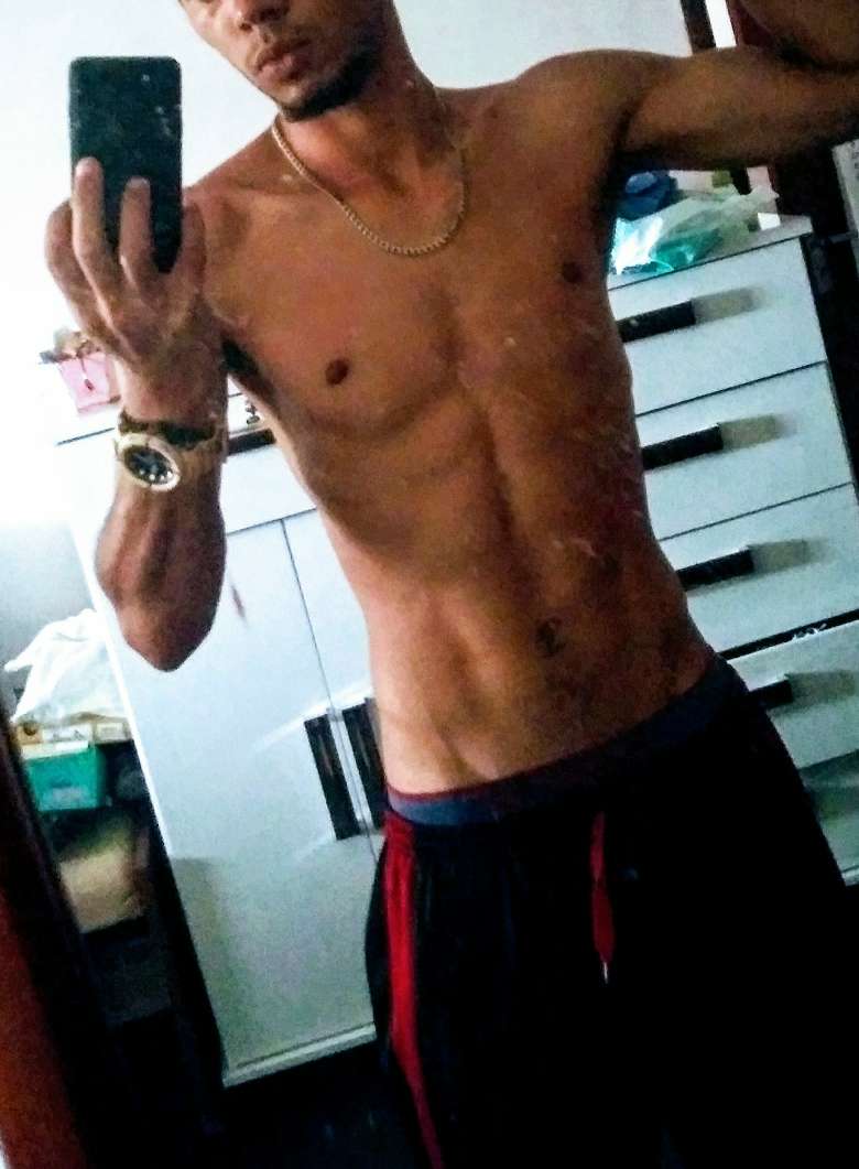 Ninobrasil79's tweet photo. Preciso de novas amizades meu Skype ninobrasil79 !!! Quanto mais safada melhor... #PINTOSAWARD #TROCONUDES #BUNDASAWARDS #PINTOAWARDS https://t.co/0qPrWH5EF1